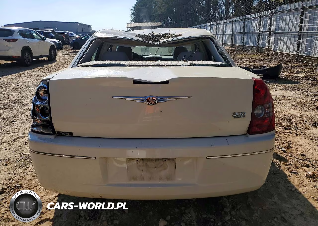 2008 Chrysler 300 Touring VIN:2C3LA53GX8H223738 - 6