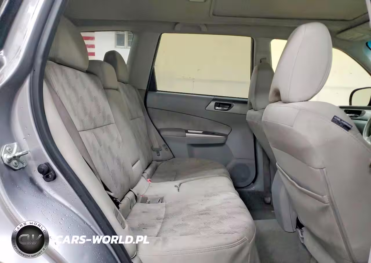 2010 Subaru Forester 2.5X Premium VIN:JF2SH6CC4AH752945 - 10