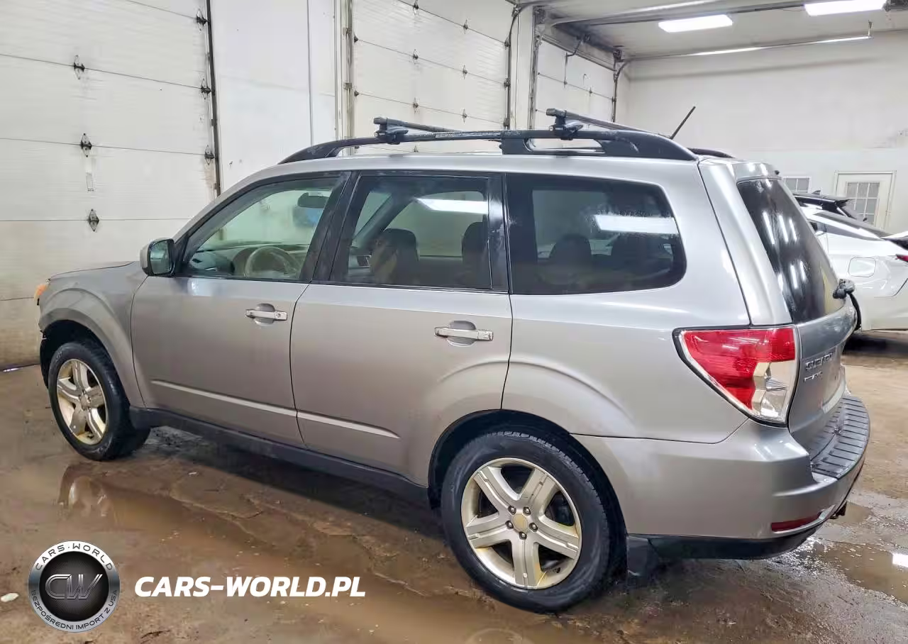 2010 Subaru Forester 2.5X Premium VIN:JF2SH6CC4AH752945 - 2