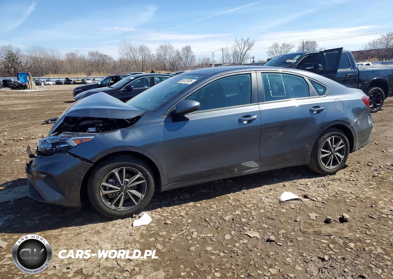 2024 Kia Forte Lx VIN:3KPF24AD2RE754227 - 1