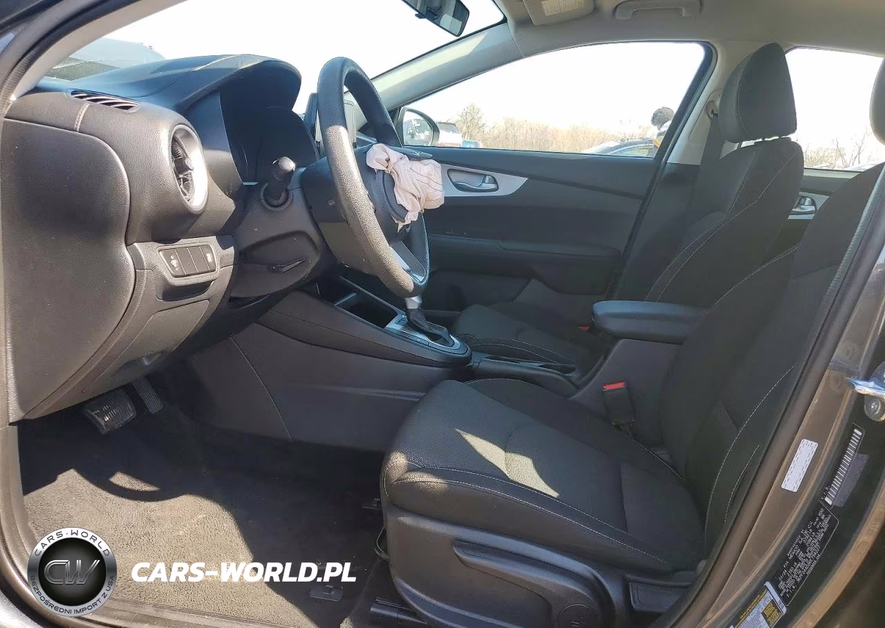 2024 Kia Forte Lx VIN:3KPF24AD2RE754227 - 7