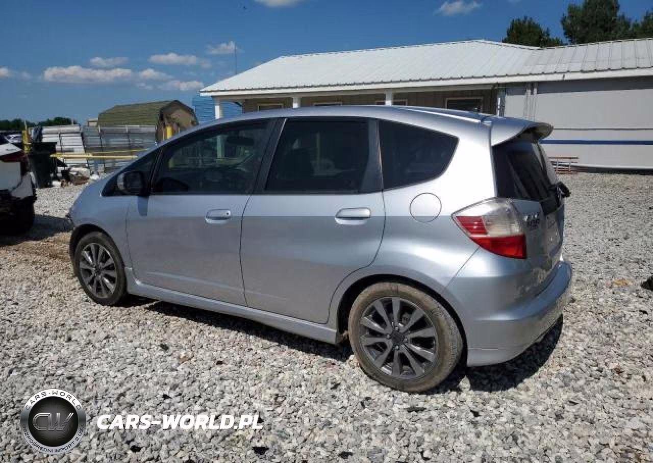2013 Honda Fit Sport VIN:JHMGE8H54DC052880 - 2
