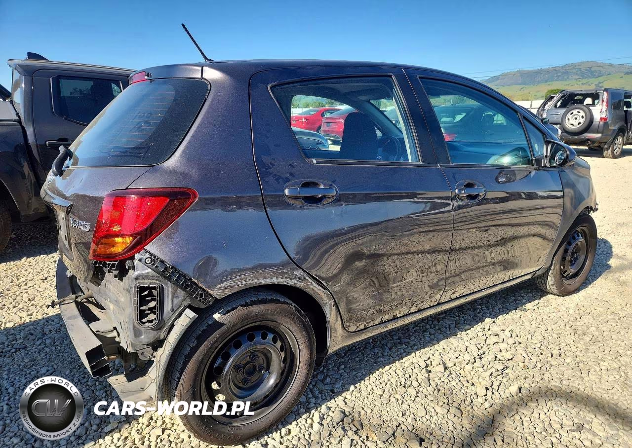 2015 Toyota Yaris 5-Door L VIN:VNKKTUD38FA033995 - 3
