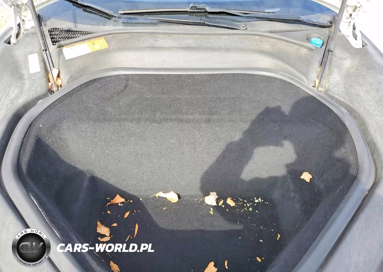 2015 Tesla Model S VIN:5YJSA1E27FF104176 - 11