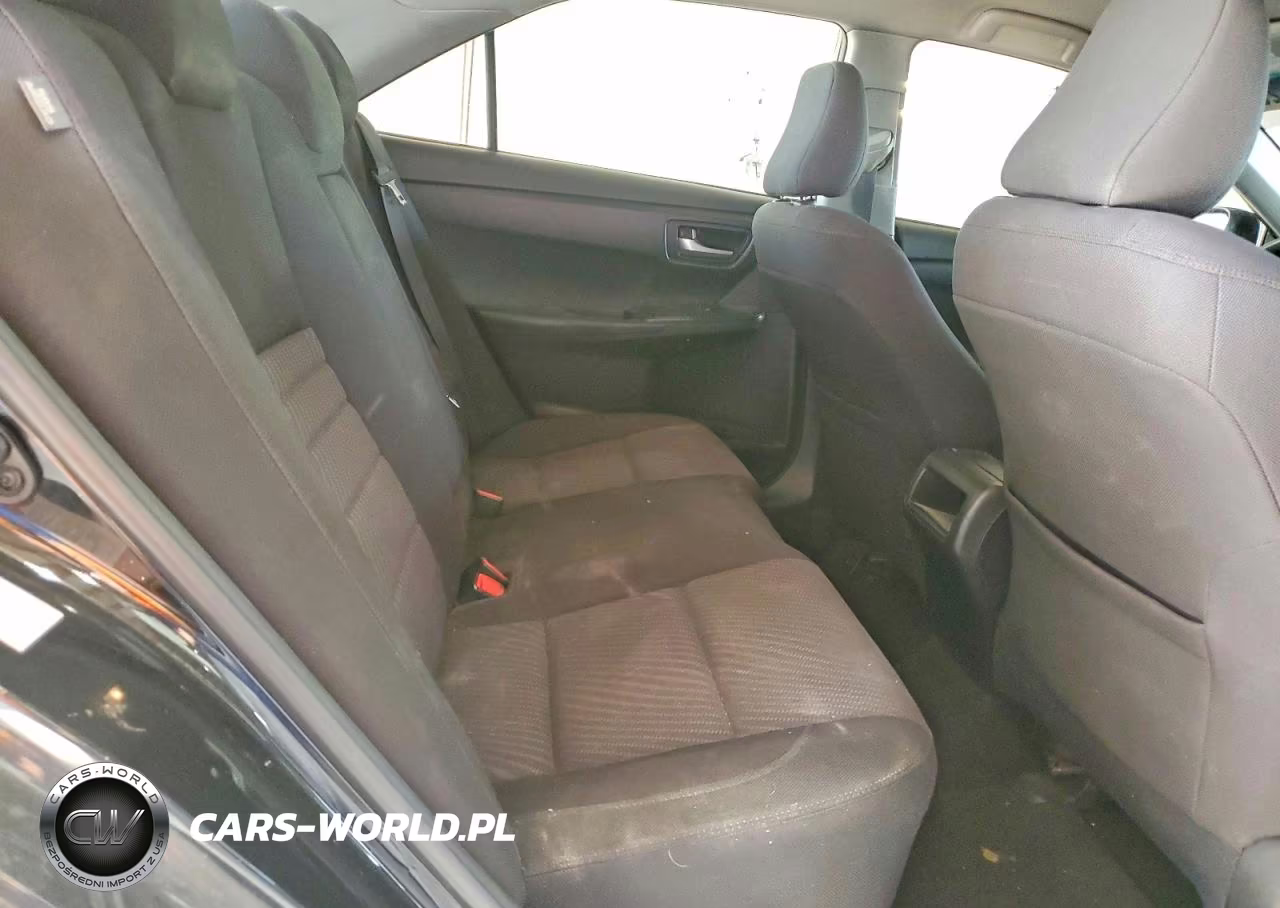 2016 Toyota Camry Le VIN:4T4BF1FK0GR582255 - 10