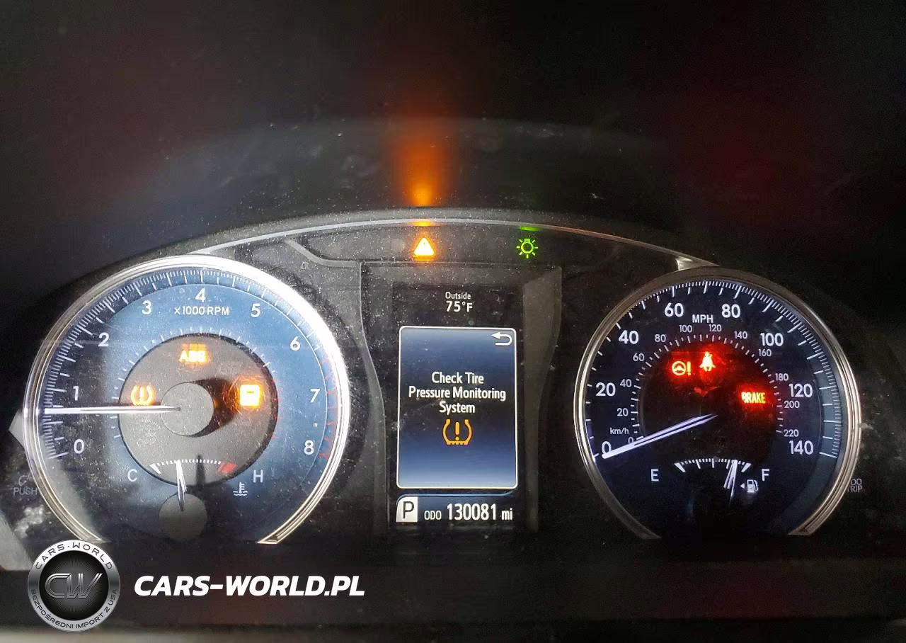 2016 Toyota Camry Le VIN:4T4BF1FK0GR582255 - 9