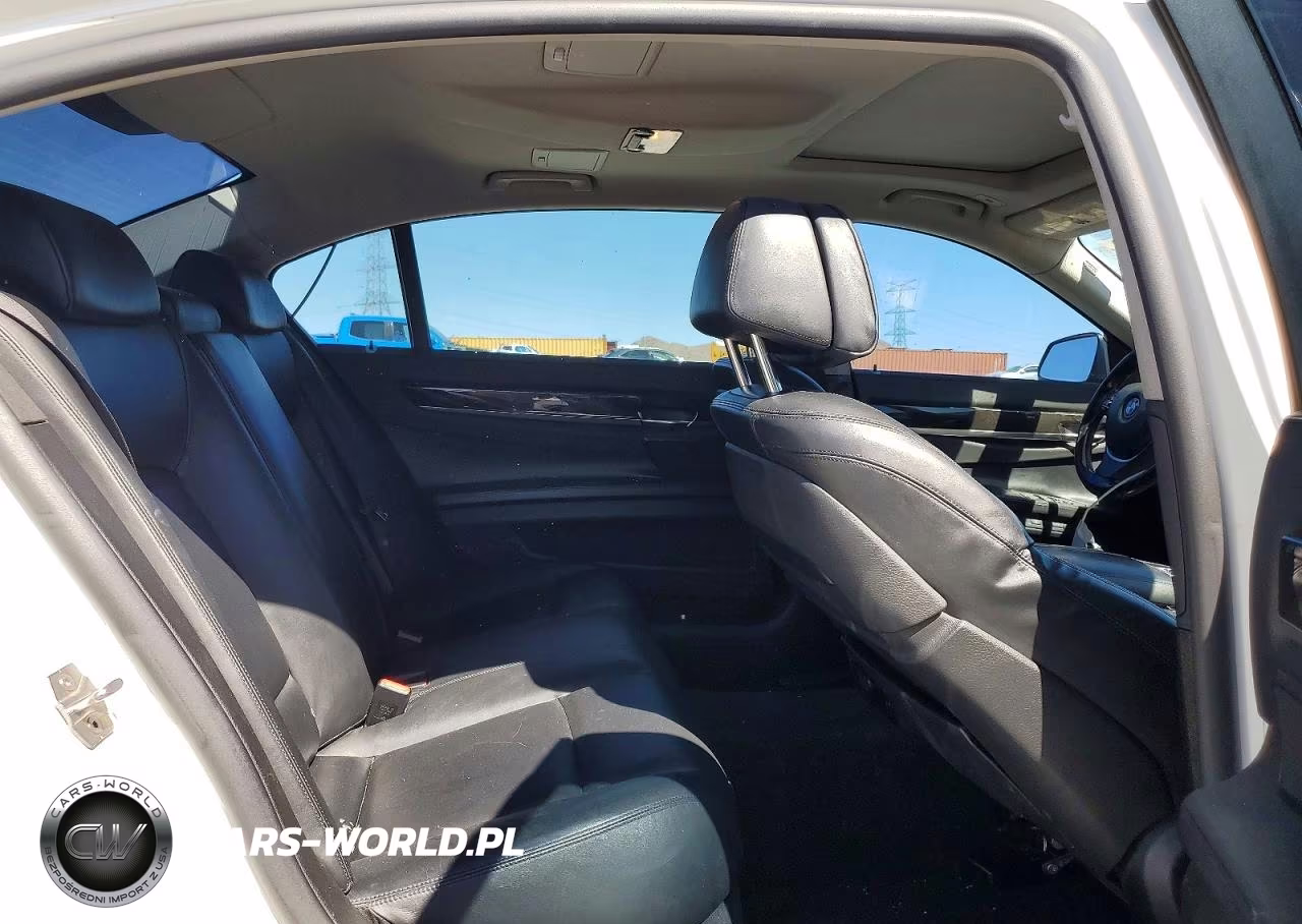 2013 BMW 750 Li VIN:WBAYE8C54DDE22197 - 10