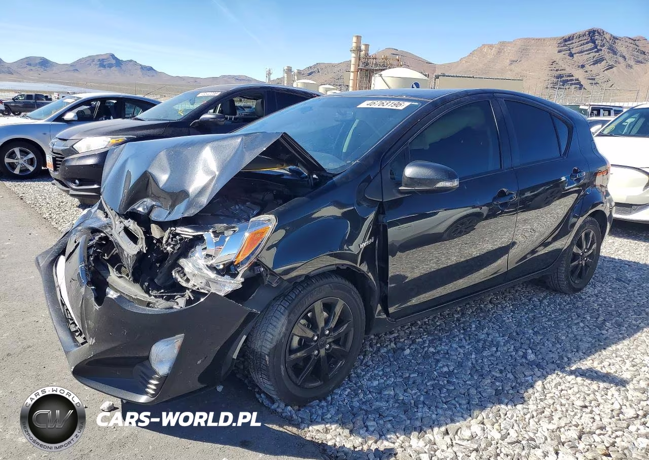 2016 Toyota Prius C Persona Special Edition