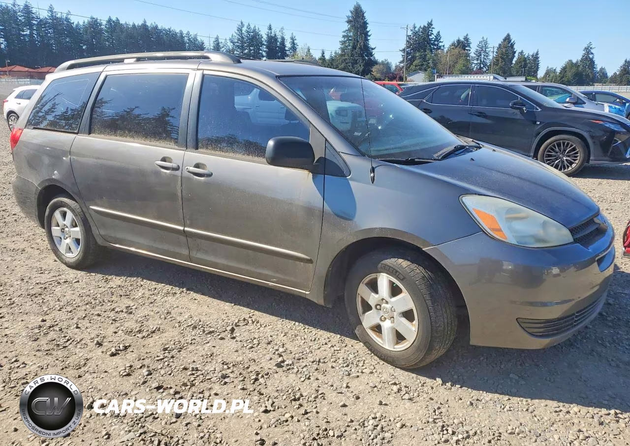 2004 Toyota Sienna VIN:5TDZA23C25S263830 - 4