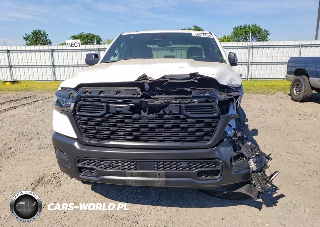 2025 Ram 1500 Tradesman VIN:1C6SRECGXSN569875 - 5