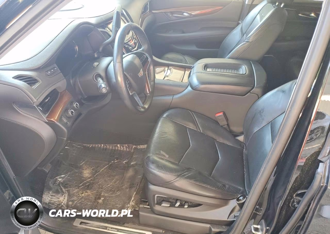 2019 Cadillac Escalade Luxury VIN:1GYS4BKJ7KR399254 - 7