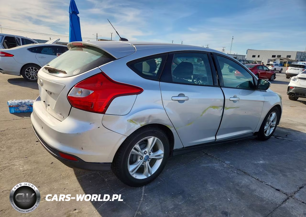 2013 Ford Focus Se VIN:1FADP3K28DL340553 - 3