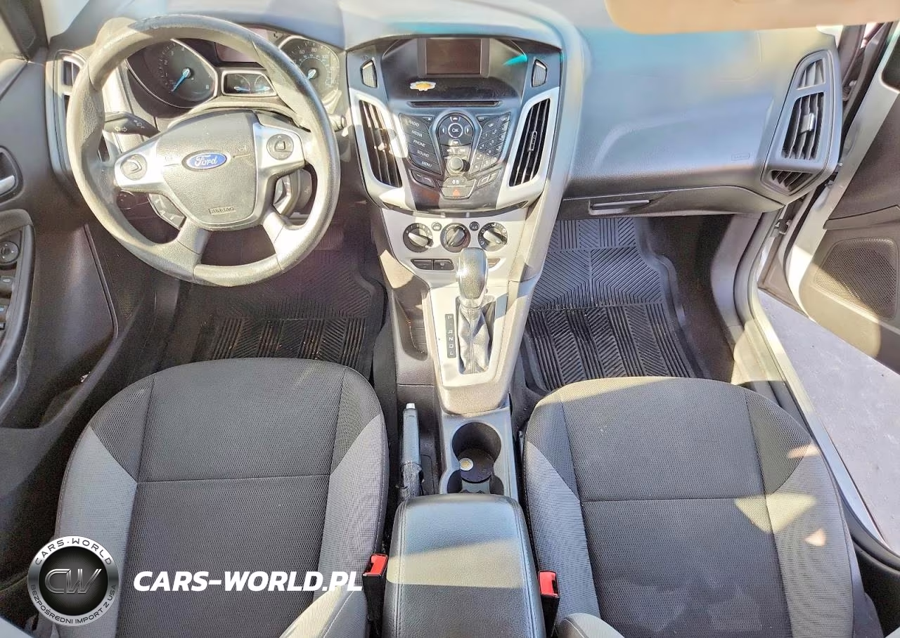 2013 Ford Focus Se VIN:1FADP3K28DL340553 - 8