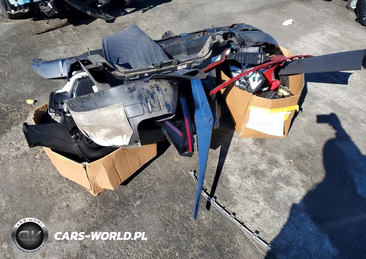 2023 Hyundai Tucson Limited VIN:5NMJECAEXPH237638 - 12