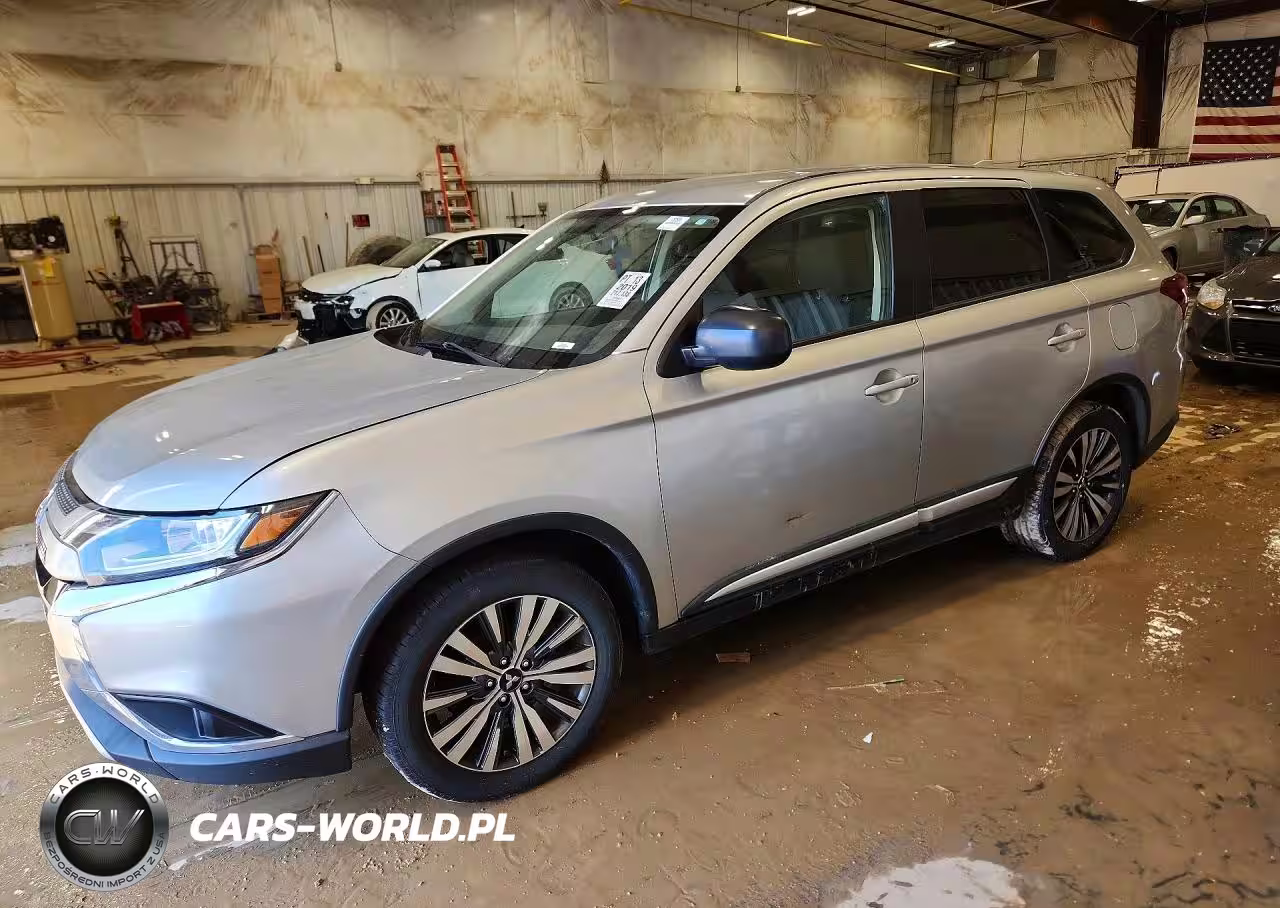 2019 Mitsubishi Outlander Es