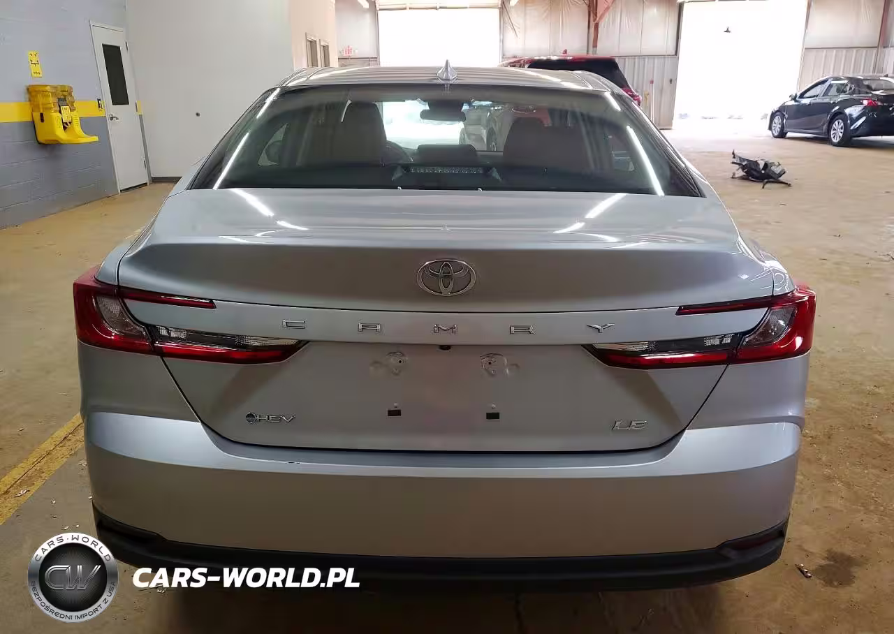 2025 Toyota Camry Le VIN:4T1DAACK8SU052887 - 6