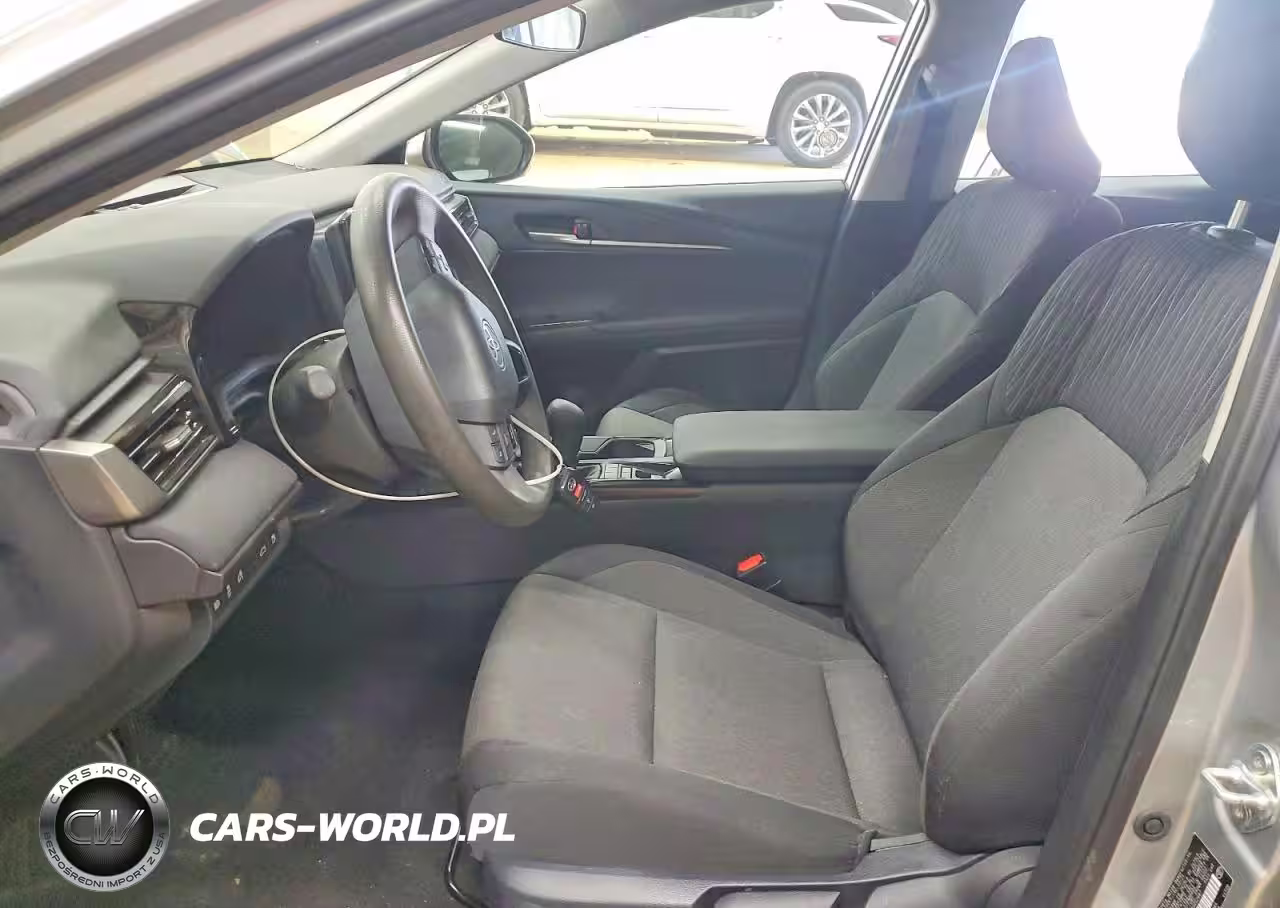 2025 Toyota Camry Le VIN:4T1DAACK8SU052887 - 7