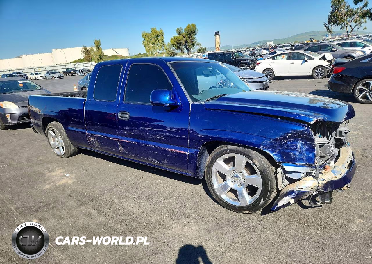 2003 Chevrolet Silverado C1500 VIN:2GCEC19V331114889 - 4