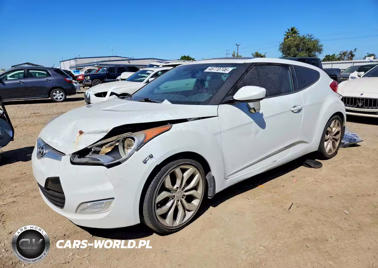 2013 Hyundai Veloster Base