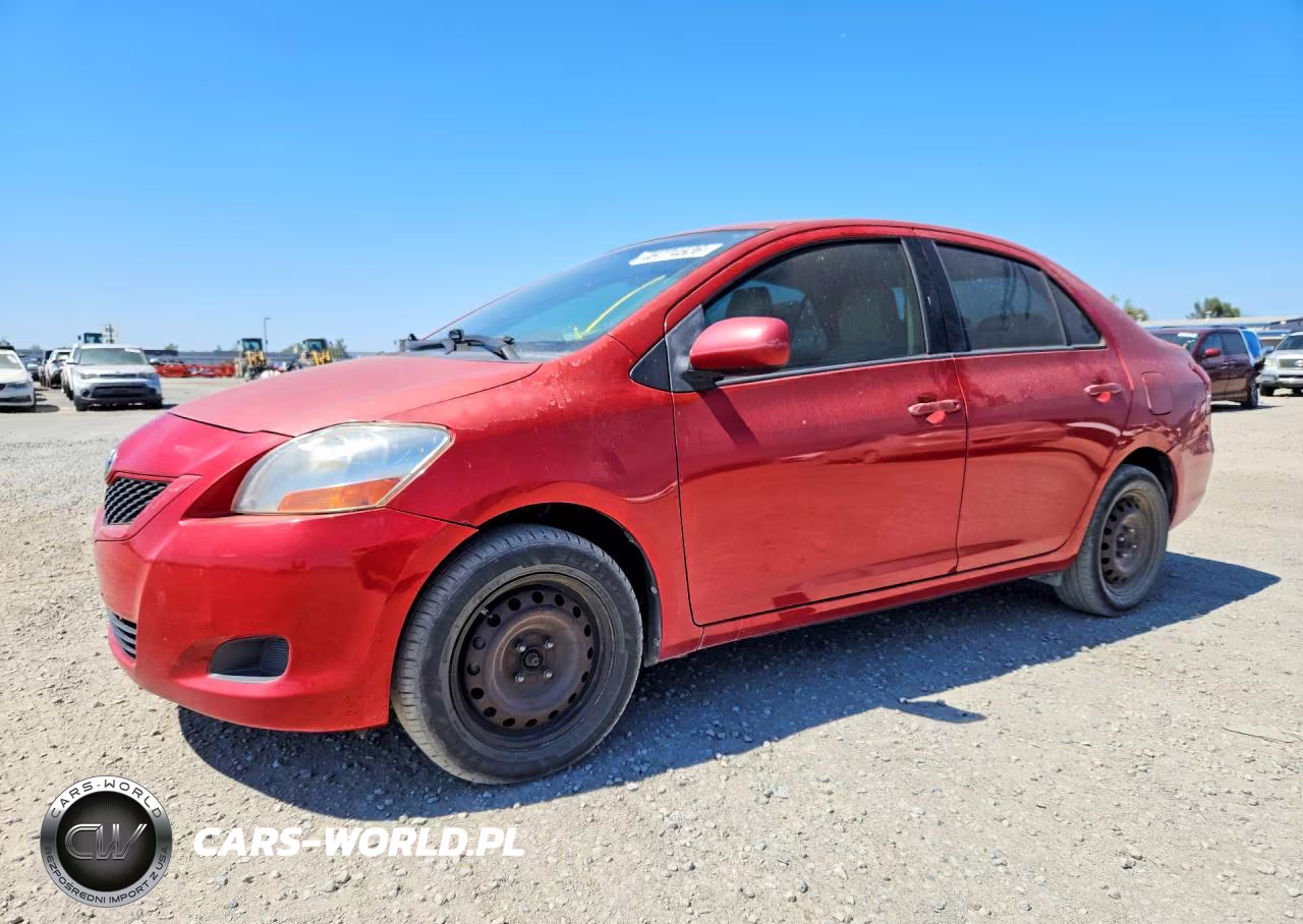 2009 Toyota Yaris Base – zdjęcie 1 z 12
