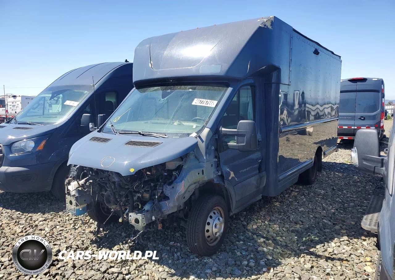 2021 Ford Transit Delivery Truck