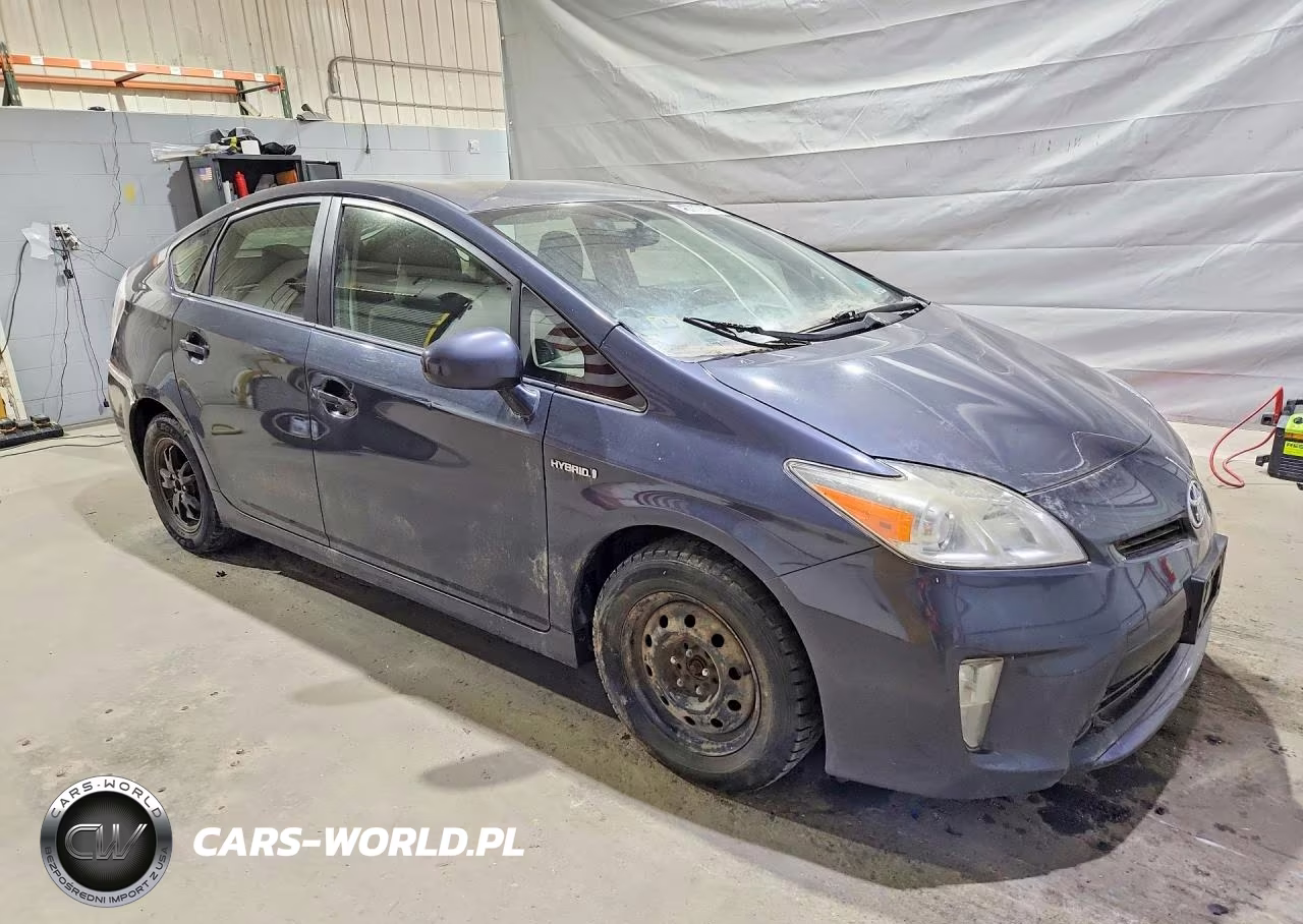 2014 Toyota Prius Two VIN:JTDKN3DU0E0359686 - 4