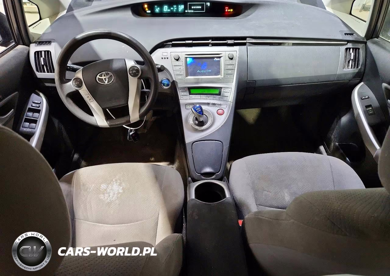 2014 Toyota Prius Two VIN:JTDKN3DU0E0359686 - 8