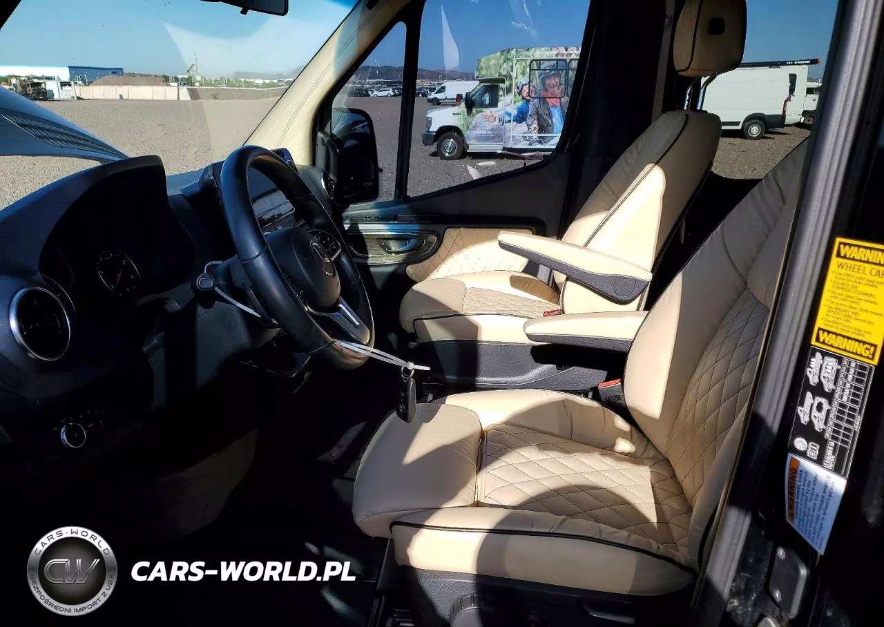 2019 Mercedes-Benz Sprinter 3500 VIN:W1X8ED6YXKT016927 - 7