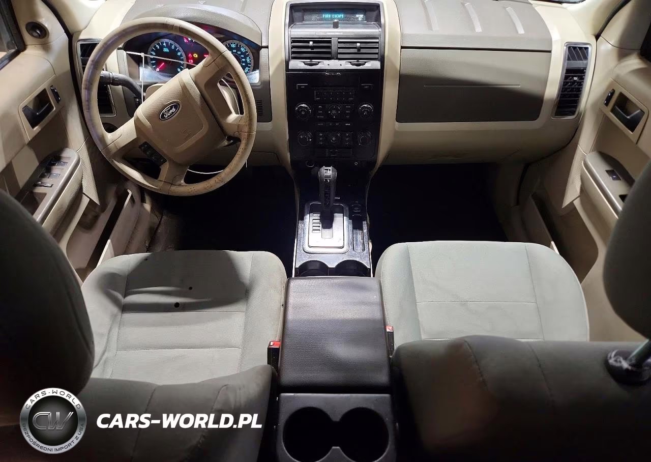 2012 Ford Escape 4D VIN:1FMCU0C74CKB30717 - 8
