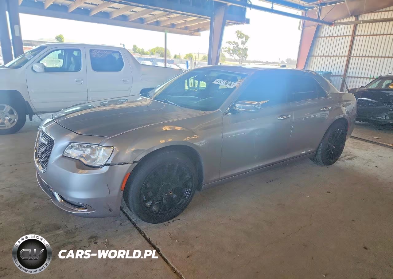 2016 Chrysler 300C