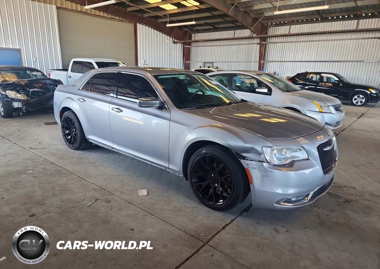 2016 Chrysler 300C VIN:2C3CCAEG9GH294783 - 4