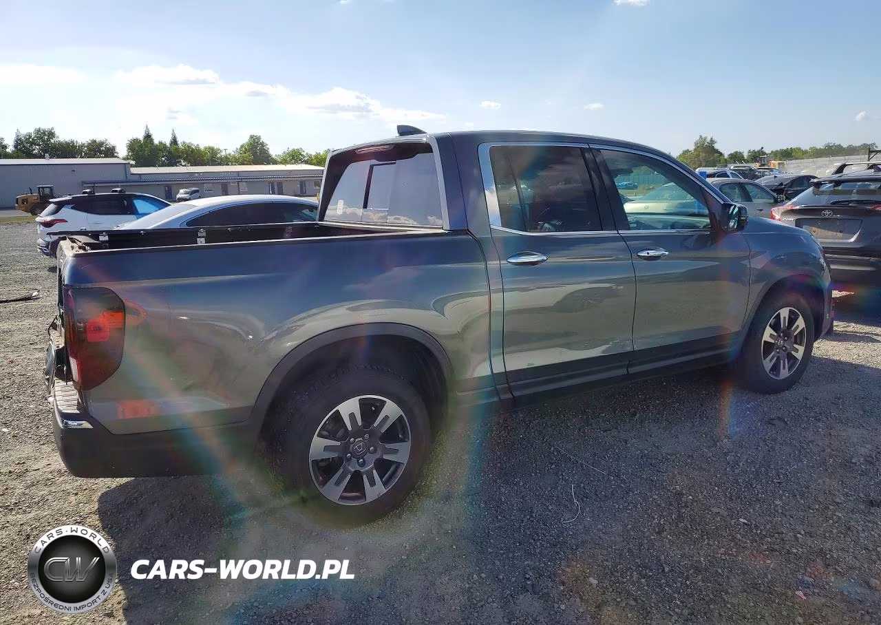 2017 Honda Ridgeline Rtl VIN:5FPYK3F72HB039714 - 3