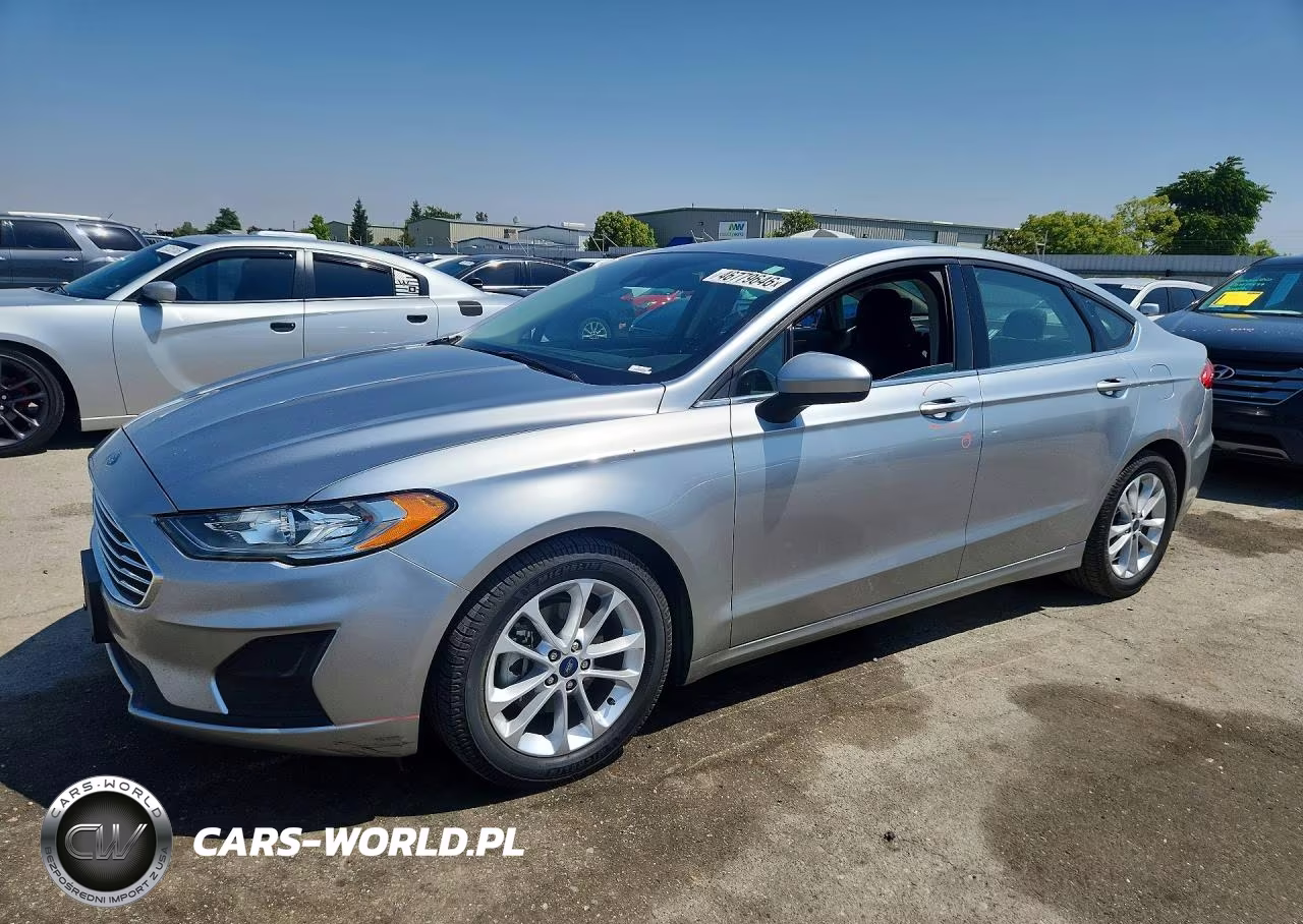 2020 Ford Fusion Se