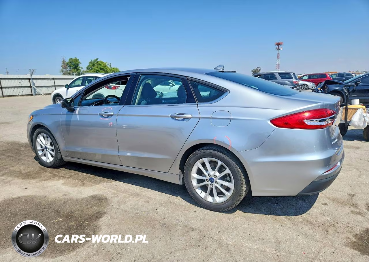2020 Ford Fusion Se VIN:3FA6P0HD7LR113810 - 2