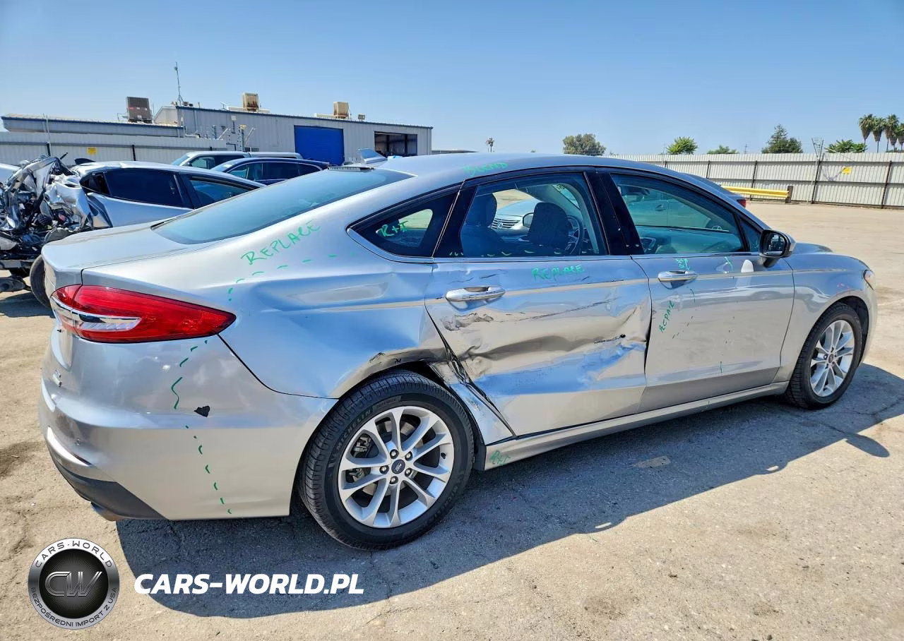 2020 Ford Fusion Se VIN:3FA6P0HD7LR113810 - 3
