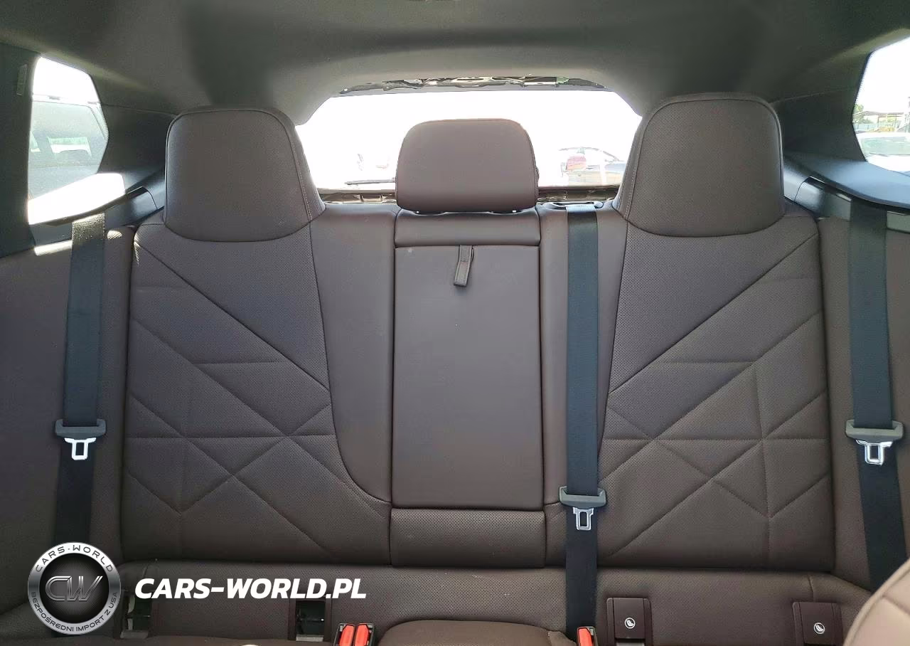 2025 BMW Ix xDrive50 VIN:WB523CF06SCS46198 - 10