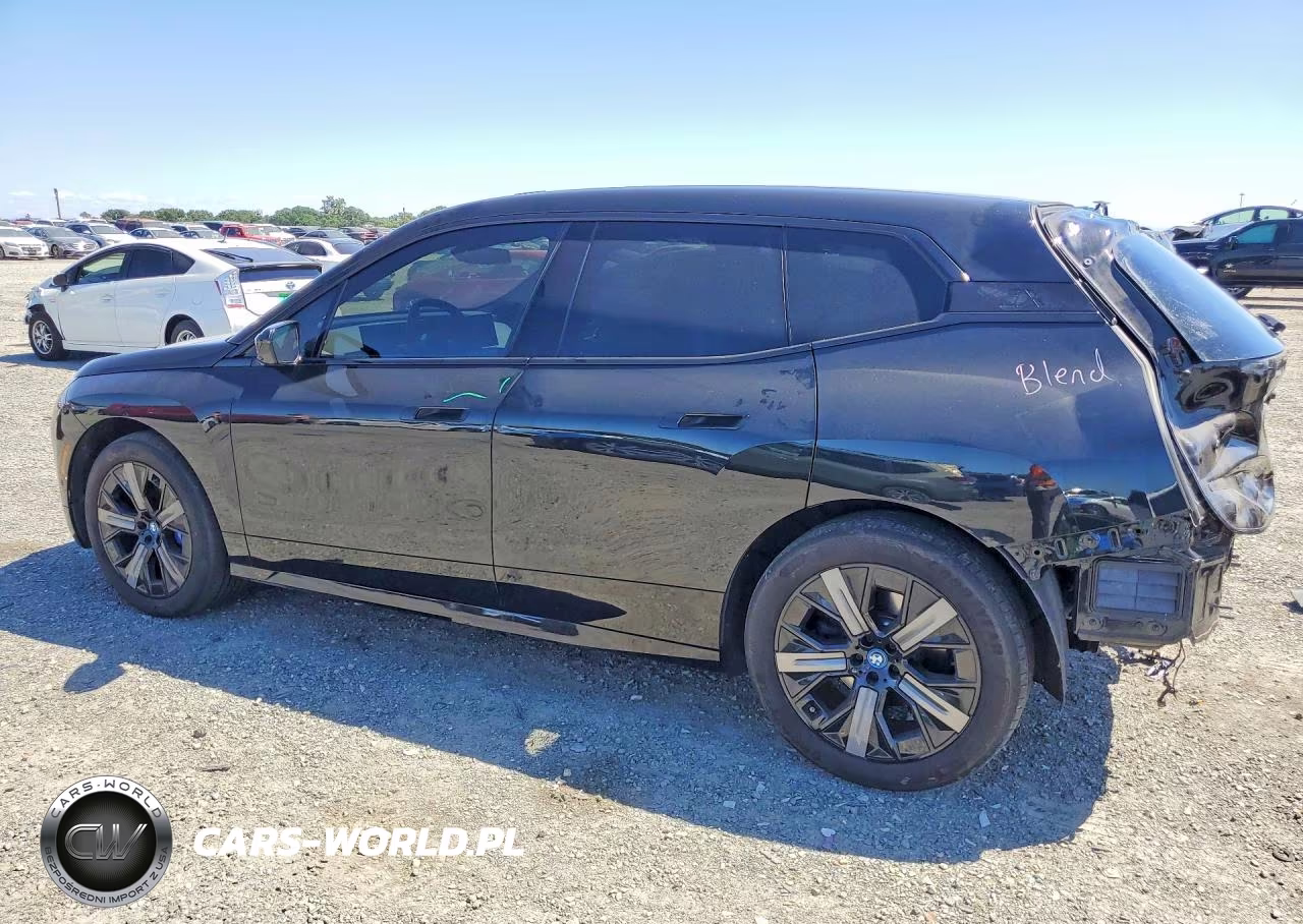 2025 BMW Ix xDrive50 VIN:WB523CF06SCS46198 - 2