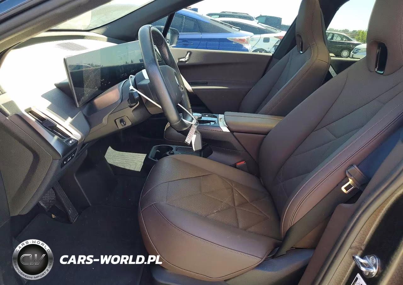 2025 BMW Ix xDrive50 VIN:WB523CF06SCS46198 - 7