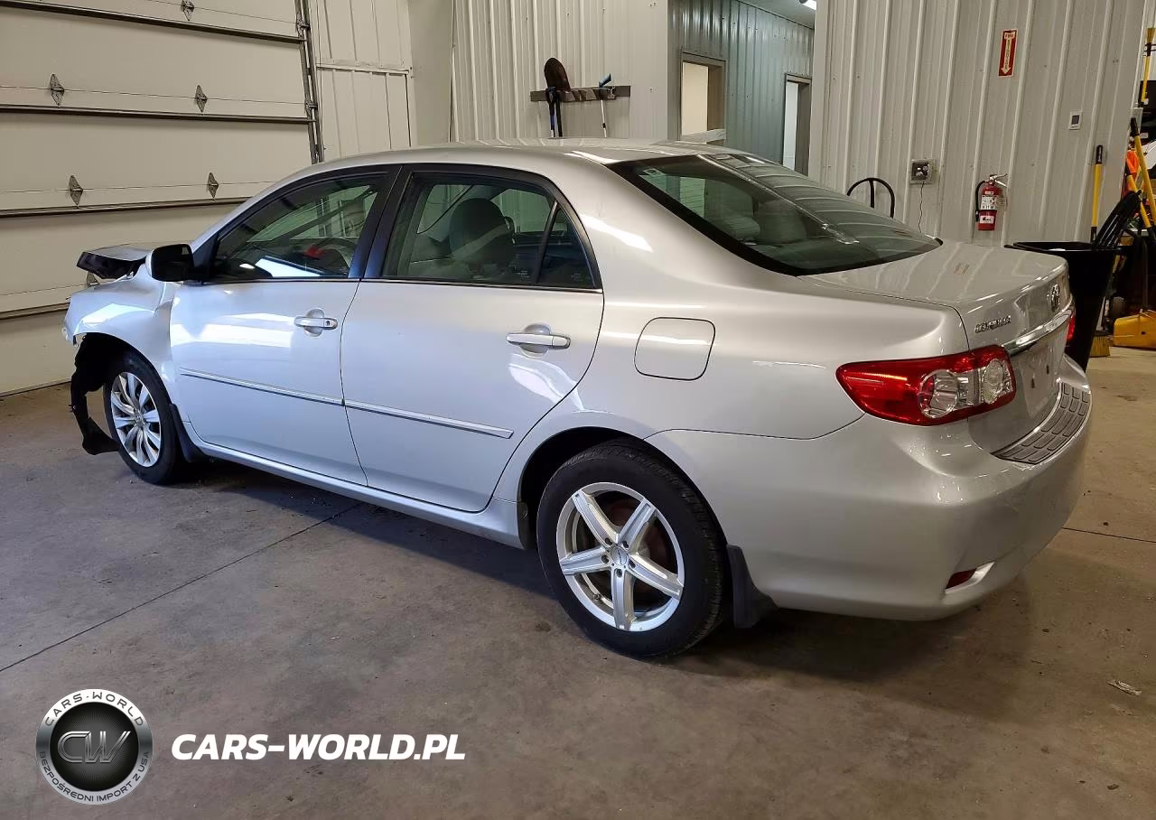 2013 Toyota Corolla Le VIN:5YFBU4EE1DP220493 - 2