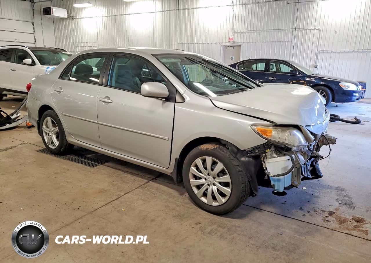 2013 Toyota Corolla Le VIN:5YFBU4EE1DP220493 - 4