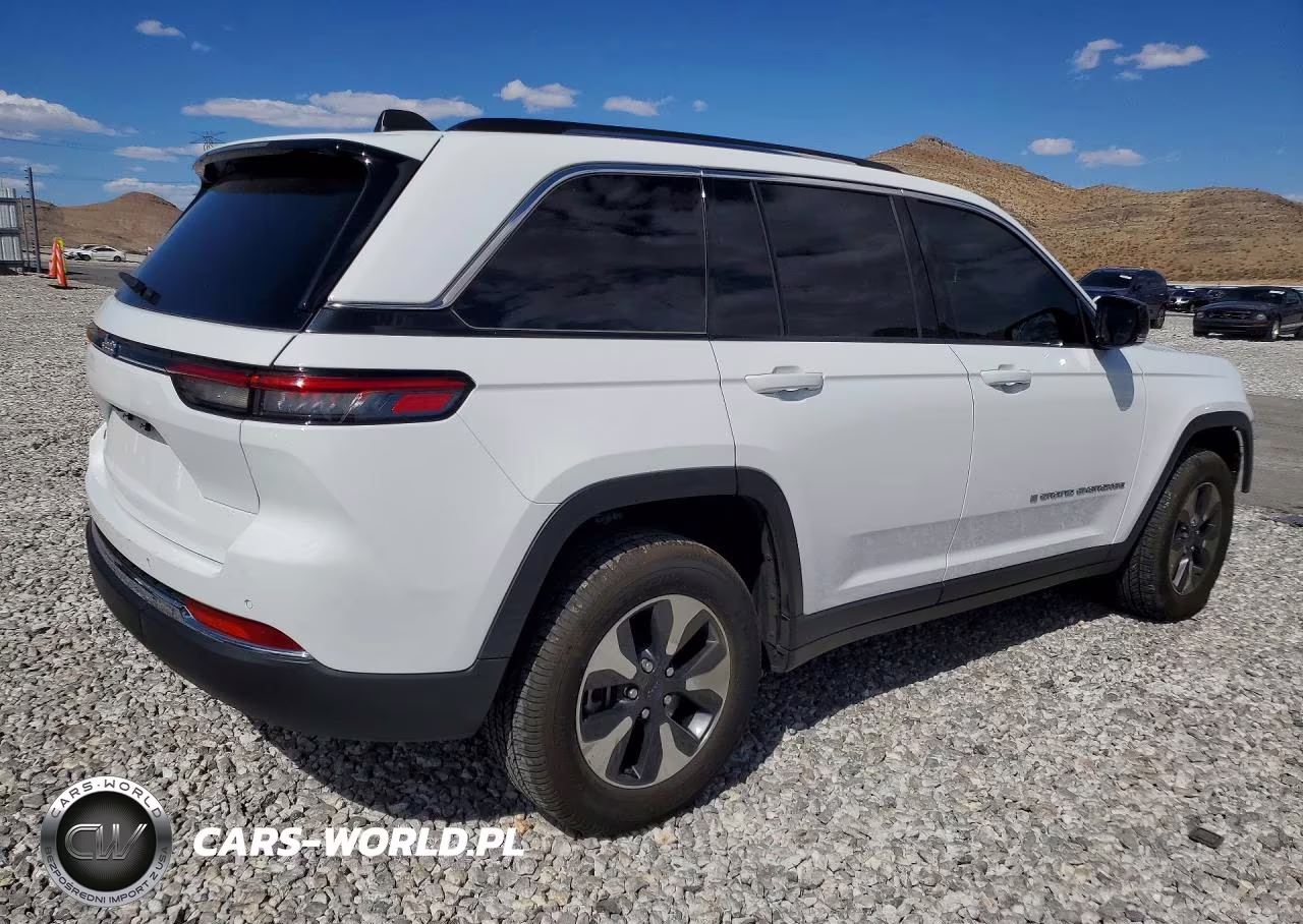 2023 Jeep Grand Cherokee Limited 4Xe VIN:1C4RJYB6XPC624076 - 3