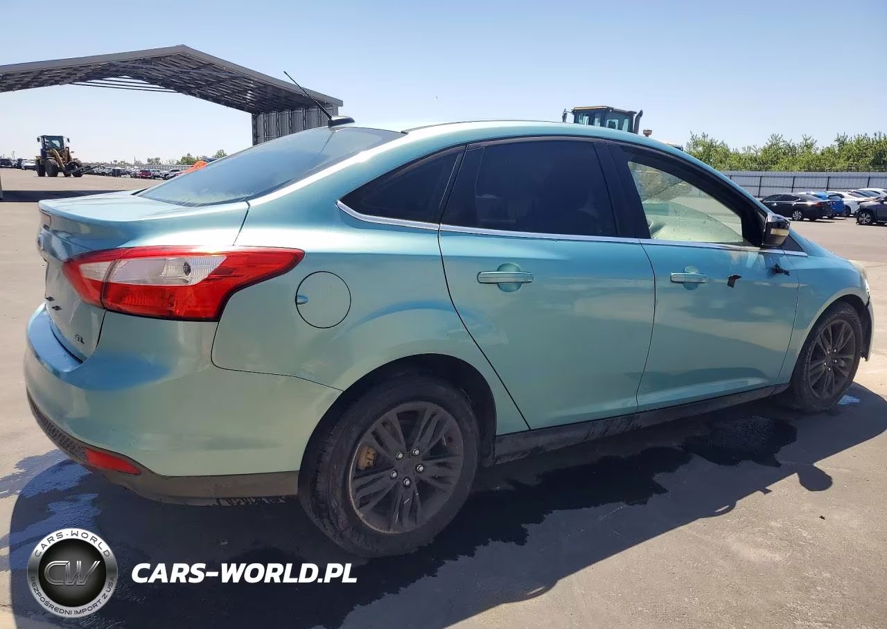 2012 Ford Focus Sel VIN:1FAHP3H24CL373427 - 3