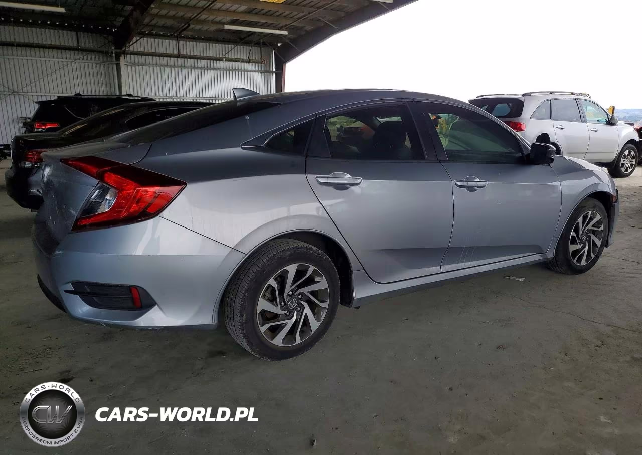 2017 Honda Civic Ex VIN:2HGFC2F73HH565935 - 3