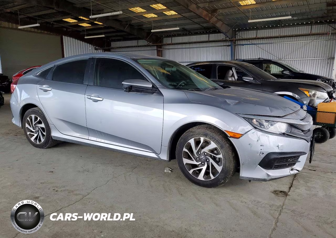 2017 Honda Civic Ex VIN:2HGFC2F73HH565935 - 4