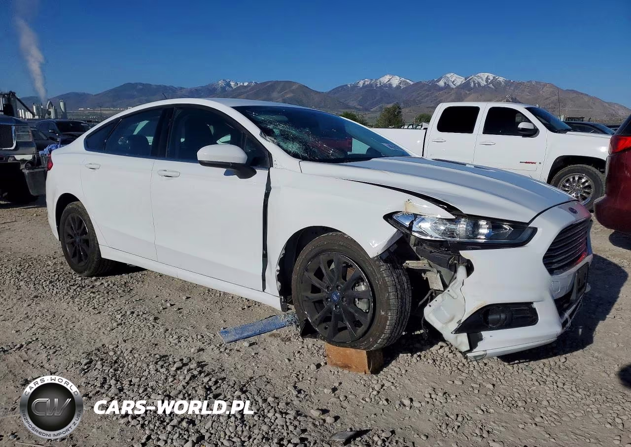 2017 Ford Fusion Se VIN:3FA6P0H79HR399631 - 4