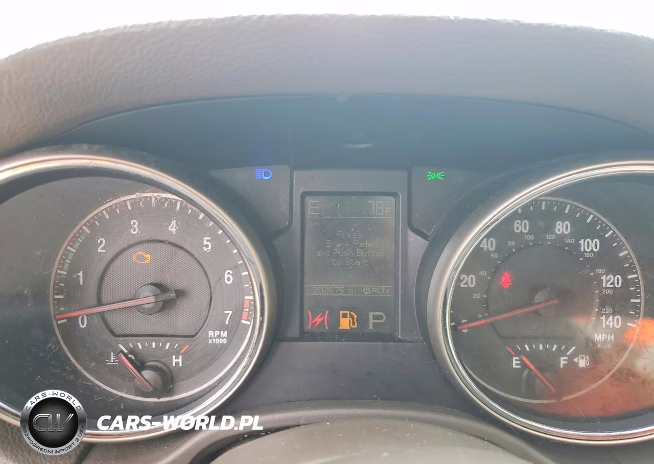 2011 Jeep Grand Cherokee Laredo VIN:1J4RS4GG2BC513452 - 9