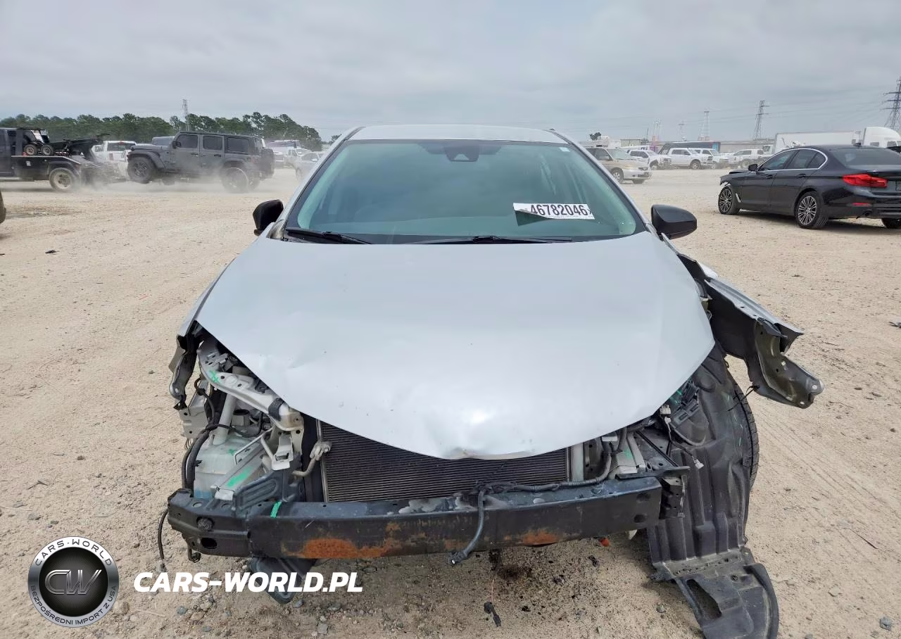 2017 Toyota Corolla Le VIN:5YFBURHE1HP665833 - 5