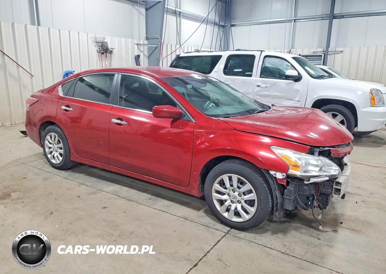 2015 Nissan Altima 2.5 S VIN:1N4AL3AP3FC481318 - 4