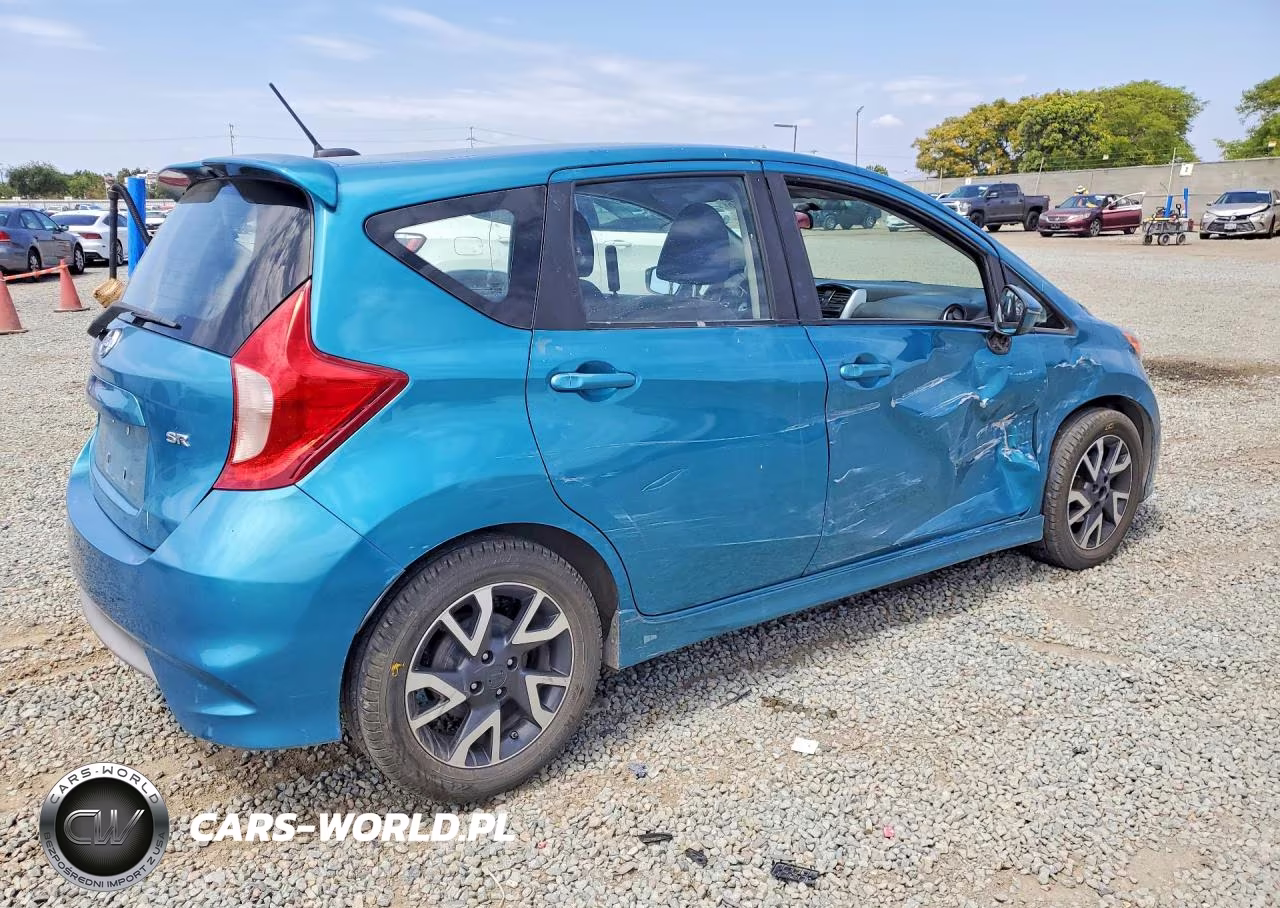 2016 Nissan Versa Note S VIN:3N1CE2CP9GL404711 - 3