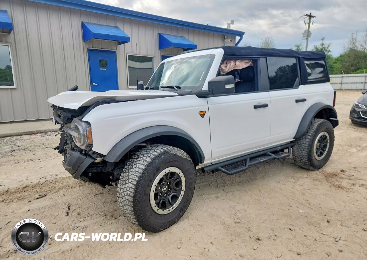 2022 Ford Bronco Base – zdjęcie 1 z 14